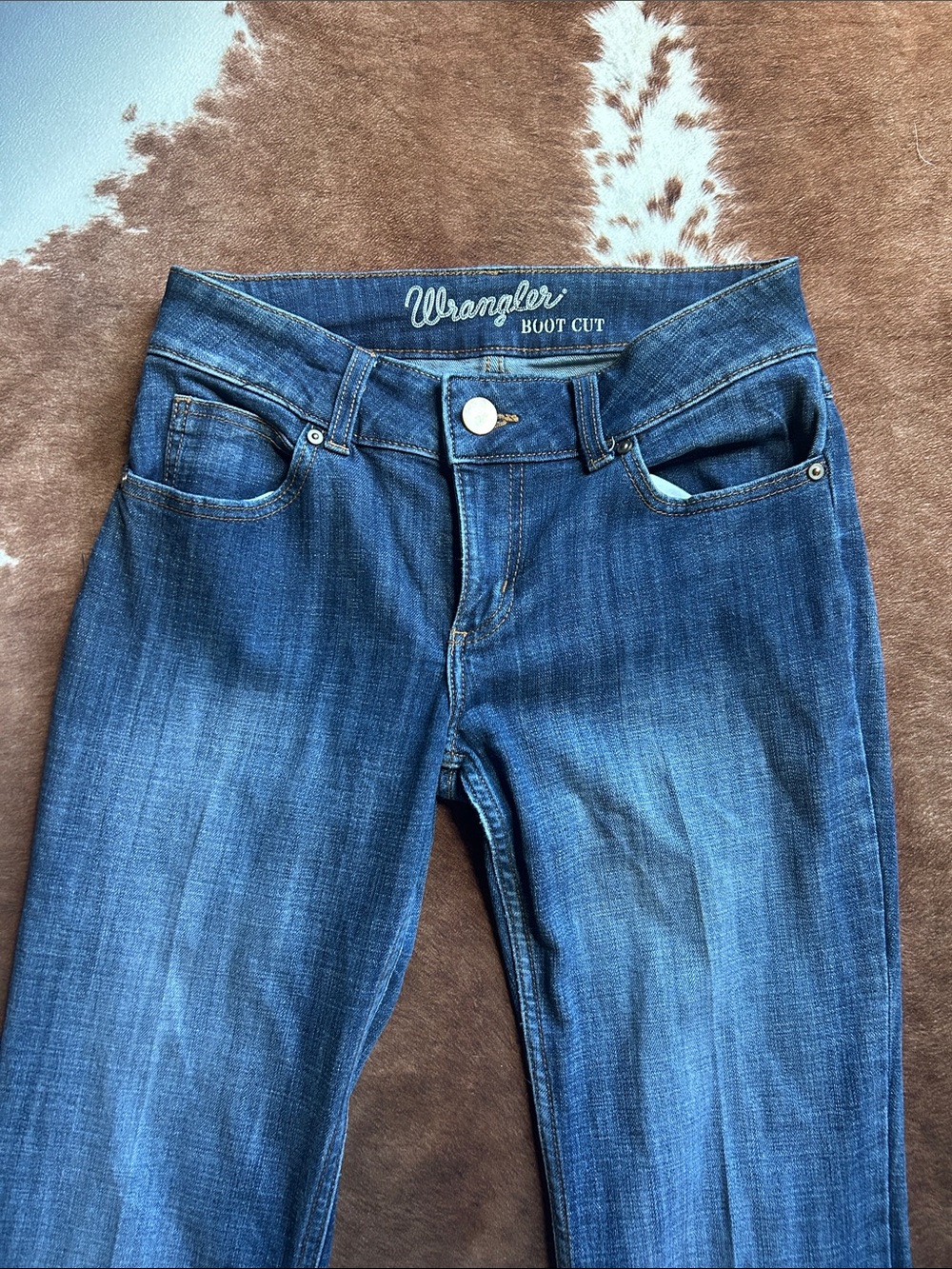 Wrangler Mid Rise Bootcut Jeans - Picture 3 of 5